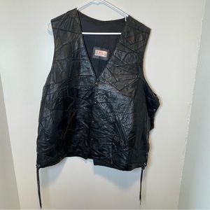 Genuine Leather motorcycle vest size 52 or XXL‎